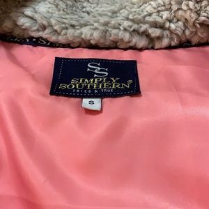 Simple Southern pink Sherpa vest size small